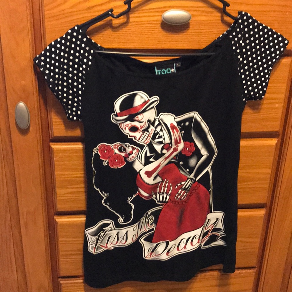 Kiss Me Deadly Pin Up Top